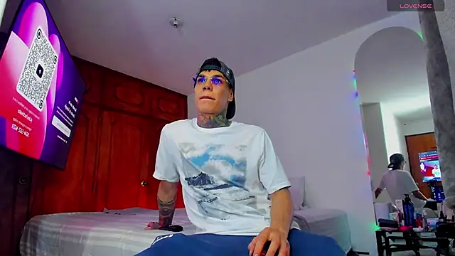 Jordyrodriiguez online show from 11, 1, 2025