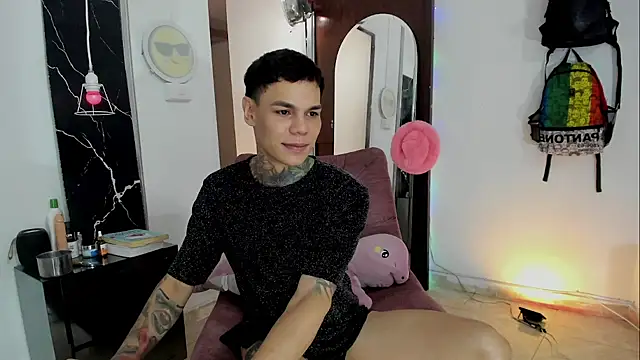 Jordyrodriiguez online show from 25, 11, 2025