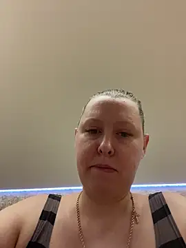 Snapshot of ISSexy chatting on 17, 3, 2026 ISSexy online show from 17, 3, 2026