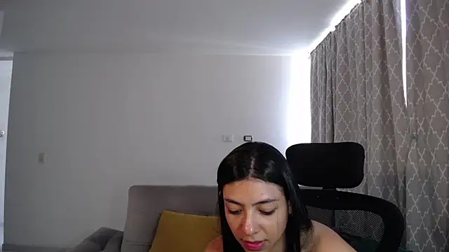 Liissa cute  online show from 4, 2, 2025