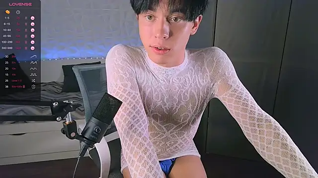 Snapshot of Jerry_Bomb chatting on 13, 9, 2025 Jerry Bomb online show from 13, 9, 2025