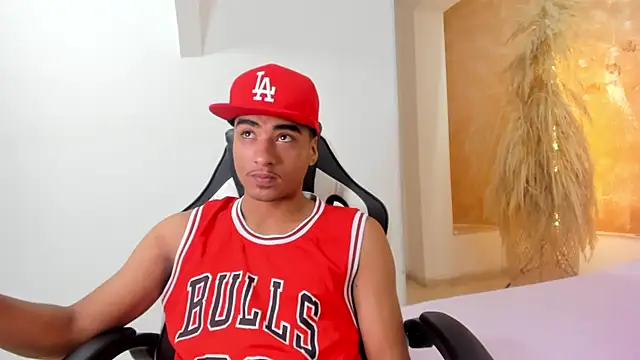 Snapshot of ANGEL_NICOLAS chatting on 13, 3, 2025 ANGEL NICOLAS online show from 13, 3, 2025