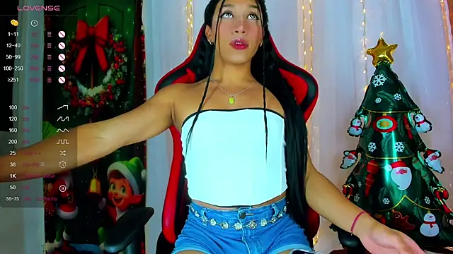 Snapshot of Emaa- chatting on 11, 12, 2024 Emaa- online show from 11, 12, 2024