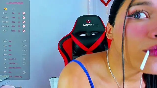 Snapshot of Emaa- chatting on 11, 1, 2025 Emaa- online show from 11, 1, 2025