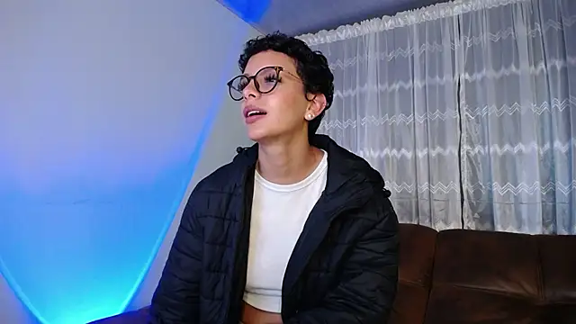 peyton golden1 online show from 22, 1, 2025