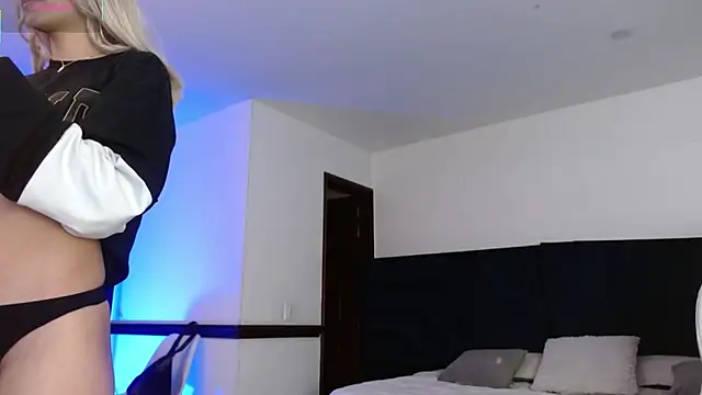 peyton golden1 online show from 6, 3, 2026