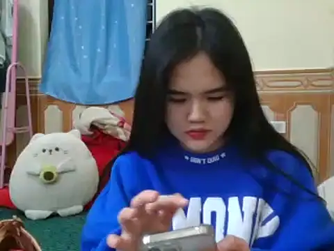 Yin-girl online show from 9, 1, 2025