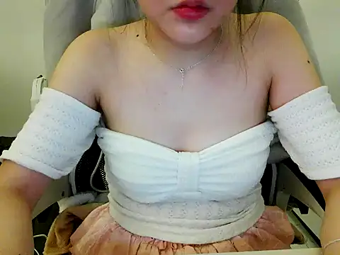 Yin-girl online show from 1, 12, 2025