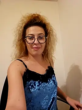 Selenna emma online show from 23, 11, 2025