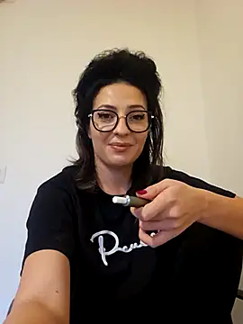 Selenna emma online show from 5, 12, 2025