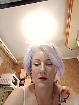 Tina Alev online show from 2, 12, 2025