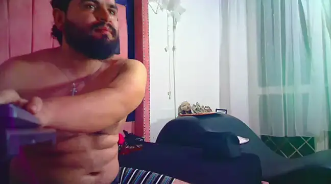 Snapshot of LeidyJones chatting on 6, 12, 2024 LeidyJones online show from 6, 12, 2024