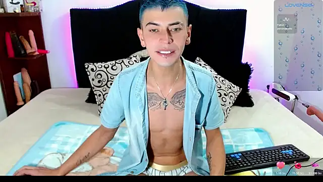 Snapshot of _snopyy_ chatting on 17, 10, 2025  snopyy  online show from 17, 10, 2025