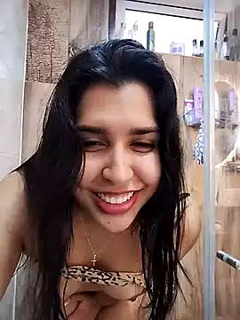 NiaSoler online show from 4, 3, 2025