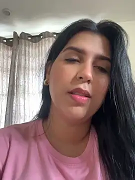 Snapshot of NiaSoler chatting on 6, 5, 2026 NiaSoler online show from 6, 5, 2026