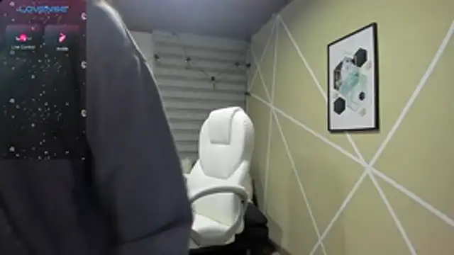 Enma  clark online show from 9, 2, 2026