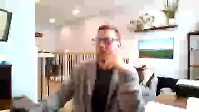 Bigdicktrav902 online show from 3, 2, 2026