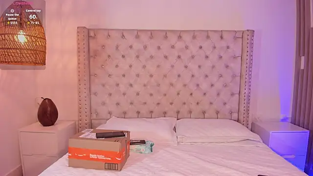 Maya Bluee online show from 22, 11, 2025