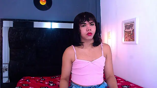 Snapshot of AndreaGil_ chatting on 11, 2, 2026 AndreaGil online show from 11, 2, 2026