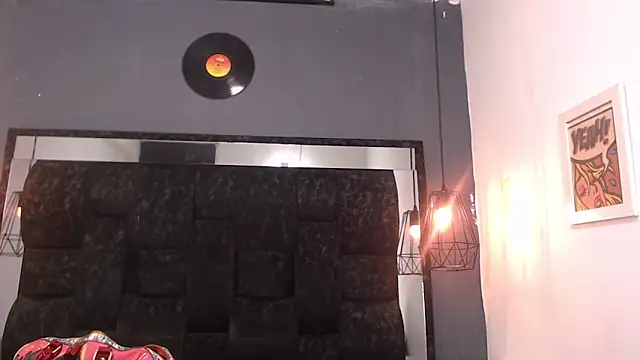 Snapshot of AndreaGil_ chatting on 18, 2, 2026 AndreaGil online show from 18, 2, 2026