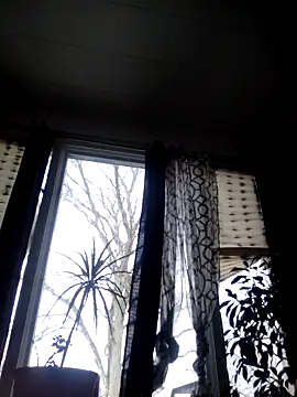 otterlover123 online show from 5, 12, 2024