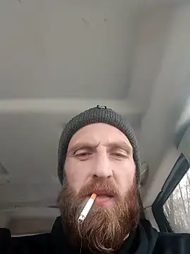 otterlover123 online show from 4, 1, 2025