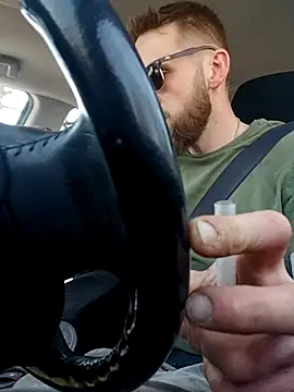 otterlover123 online show from 14, 3, 2025