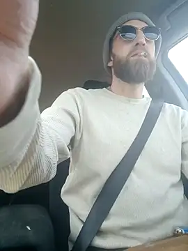 otterlover123 online show from 21, 3, 2025