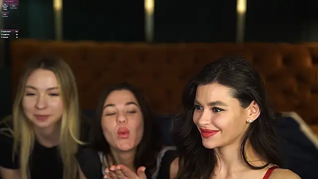 Gabriella054 online show from 7, 2, 2025