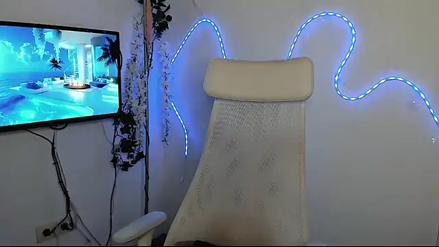 MiaRouge online show from 21, 1, 2025