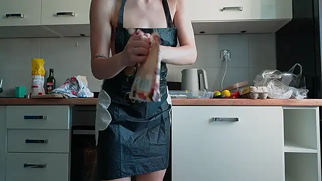 MiaRouge online show from 26, 6, 2026