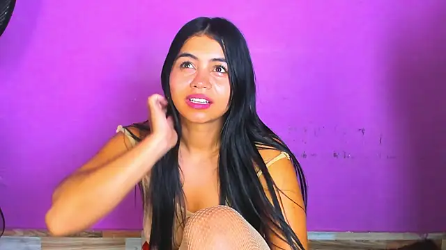 Snapshot of jade_brunnette chatting on 10, 2, 2025 jade brunnette online show from 10, 2, 2025