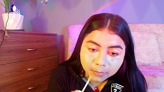 jade brunnette online show from 9, 7, 2026