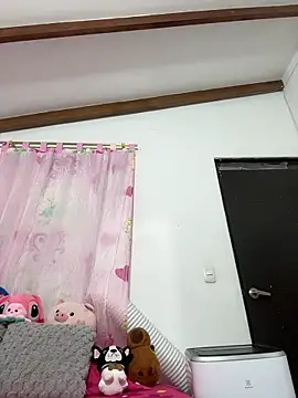 mia cooper 24 online show from 17, 2, 2025