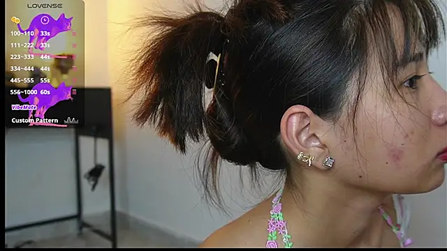 Snapshot of AlessiaVix chatting on 28, 2, 2025 AlessiaVix online show from 28, 2, 2025