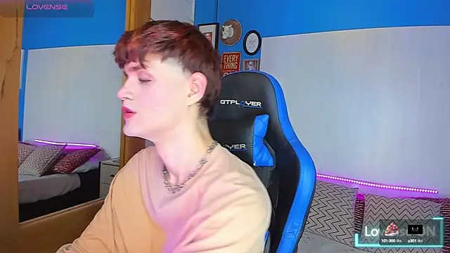 VladHellsing4 online show from 7, 2, 2025