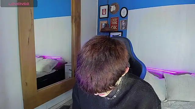 VladHellsing4 online show from 21, 3, 2025