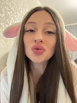 Kimsweet7 online show from 13, 4, 2026