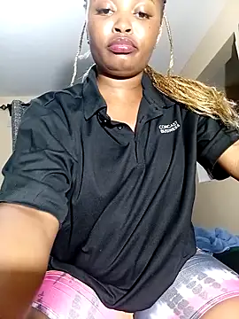 Snapshot of fatassmessey chatting on 3, 10, 2025 fatassmessey online show from 3, 10, 2025