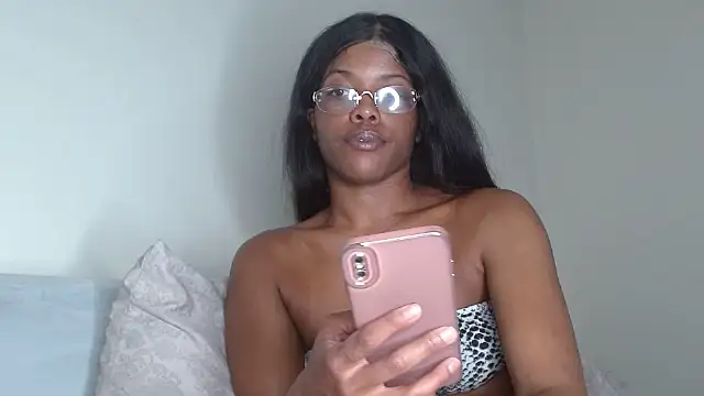 CaramelGoddessxoxo online show from 28, 3, 2026