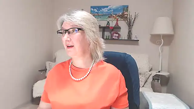 Snapshot of FleurMays chatting on 30, 7, 2026 FleurMays online show from 30, 7, 2026
