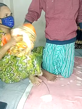 Snapshot of ArishaCouple chatting on 13, 1, 2025 ArishaCouple online show from 13, 1, 2025