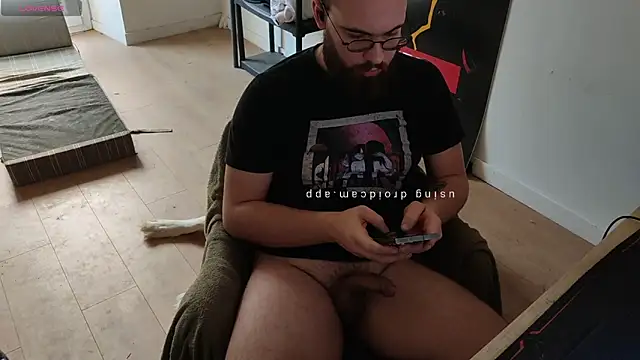 Snapshot of azagoul222 chatting on 25, 3, 2026 azagoul222 online show from 25, 3, 2026