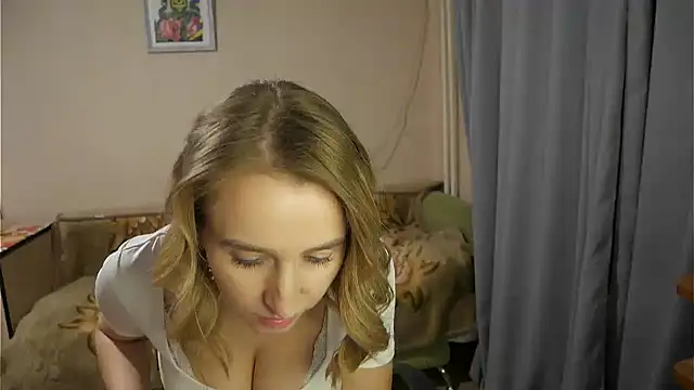 Snapshot of Sophiloren chatting on 26, 1, 2025 Sophiloren online show from 26, 1, 2025