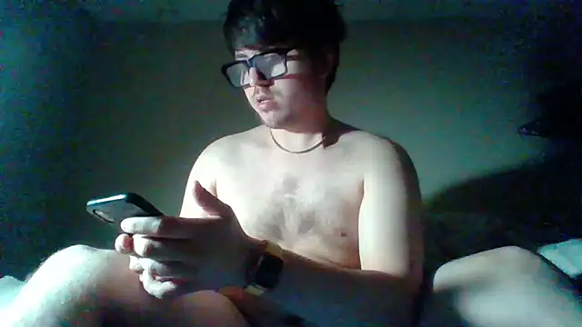 Snapshot of Izzou123 chatting on 18, 12, 2025 Izzou123 online show from 18, 12, 2025