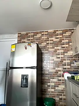 Snapshot of SofiaG_ chatting on 27, 10, 2025 SofiaG online show from 27, 10, 2025