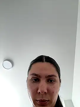 Snapshot of SofiaG_ chatting on 30, 10, 2025 SofiaG online show from 30, 10, 2025