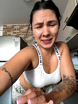 Snapshot of SofiaG_ chatting on 2, 11, 2025 SofiaG online show from 2, 11, 2025