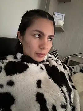 Snapshot of SofiaG_ chatting on 3, 11, 2025 SofiaG online show from 3, 11, 2025