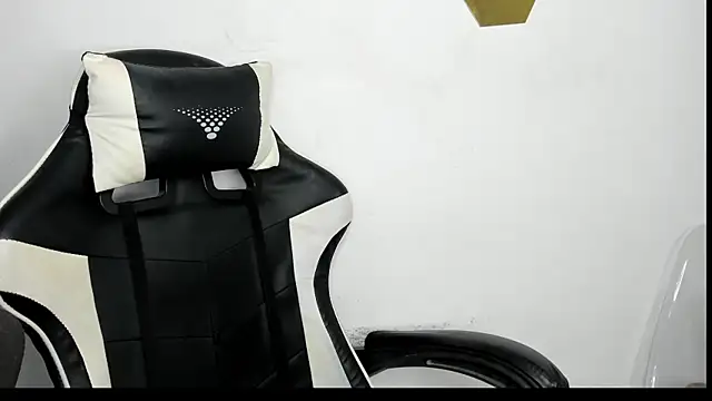 HelueHorny13 online show from 21, 1, 2025